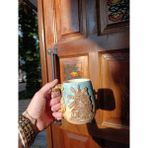 Bonita Bon Luxe El Yapımı 3D Kabartmalı Seramik Kupa | Fantastik Masal Temalı | El Boyaması Özel Tasarım Kahve & Çay Kupası | Koleksiyonluk Handmade Mug - 280-Turuncu