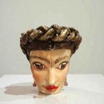 Bonita Bon Luxe Özel Tasarım,dünyada Benzeri Olmayan El Yapımı Seramik Frida Kahlo 400ML Kupa Bardak Hediye Paketi Yapılmaktadır - Acı Kahverengi