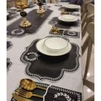 Bonny Home Başak Siyah Gümüş Amerikan Servis 6 Kişilik 19 Parça Runner Seti Deri Yemek Sunum Takımı Nakışlı 6lı Supla - 35 x 45 cm - Siyah - Gümüş
