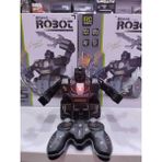 Boratila Toys 15 cm / 2.4 Ghz Şarjlı Uzaktan Kumandalı Full Fonksiyon Sesli Savaşçı Robot Oyuncak - Siyah