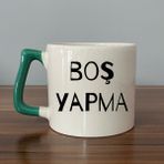 Boş Yapma Baskılı Yeşil Kulplu D Kupa - Beyaz