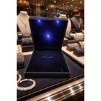 BOX LED IŞIKLI TAKI MÜCEVHER VE GERDANLIK SETİ KUTUSU