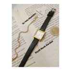 Brality Özel Seri Kadın Kol Saati , Gold Kasa Kare Model , Siyah Renk Kordon , Beyaz Kadran, Vintage Yeni Sezon- SU YOLU BİLEKLİKLİ