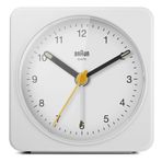 Braun Klasik analog çalar saat, erteleme ve ışık, sessiz kuvars süpürme hareketi, Crescendo bip alarmı, beyaz model, BC03W.