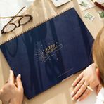 Braventa Collection 2026 Haftalık Spiralli Masaüstü Planlayıcı 24X34 cm - Desk Planner Lacivert