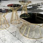 Brc 12416 Cadde Siyah Düz Temper Cam Metal Gold Kaplama Orta Zigon Sehpa