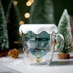 BrightCheer Eğlenceli Noel Kahve Kupaları Tatil Kupaları, 10 oz Kapaklı ve Saplı Çift Duvarlı Cam Sofra Takımı, Çay, Süt, İçecek, Meyve Suyu, Su için Ağaç Kar Tanesi Cam Eşyası (Kapaklı)