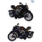 Brother Toys Benelli Tnt 300 Farı Yanabilen Motor Müzikli Metal Oyuncak Motosiklet 15 Cm. Kırmızı Renk - Siyah