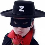 Bsre Zorro Şapkası ve Göz Maskesi
