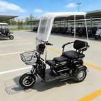 Bu elektrikli üç tekerlekli bisiklet kılıfı, su geçirmez güneşlik tipi şemsiye, yağmura karşı hareketlilik scooter örtüsü, dayanıklı motosiklet kılıfları dış depolama için (