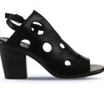 Bueno Shoes 01WL3704 Siyah Parlak Deri Kadın Topuklu Sandalet