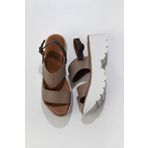 Bueno Shoes 01WU11400 Gri Deri Kadın Dolgu Topuklu Sandalet