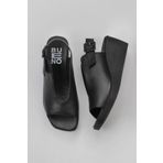 Bueno Shoes 01WY2405 Siyah Deri Kadın Dolgu Topuklu Sandalet