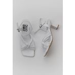 Bueno Shoes 01WY6805 Beyaz Deri Kadın Topuklu Sandalet