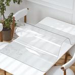Büyük 120 x 180 cm Plastik Masa Örtüsü ve Sandalye Paspası PVC Zemin Koruyucu Parke için Su Geçirmez Masa Örtüsü Yemek Odası Mutfak ve Sehpa için ve Temizlemesi Kolay.