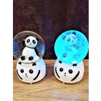 Büyük Boy Romantik Sevimli Panda Işıklı Püskürtmeli Otomatik Kar Küresi Ve Müzik Kutusu