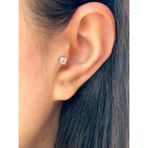 By Dilek Çetin Accessory Cerrahi Çelik Kare Tek Taş Kıkırdak Helix Tragus Piercing (1AD) - Gümüş