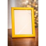 CADDEHEDİYE Kırılmaz PVC Masaüstü Fotoğraf Çerçevesi | 10×15 – 13×18 – 15×21 | 9 Farklı Renk Seçenekleri CADDEHEDİYE Kırılmaz PVC Masaüstü Fotoğraf Çerçevesi (Sarı, 13x18)