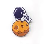 caju art & decoration Uzanmış Astronot Ahşap Işıklı Çocuk Odası Duvar Tablosu