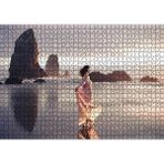 Cakapuzzle Sahilde Kayalıklar ve Pembe Elbiseli Kadın 120 Parça Ahşap Puzzle