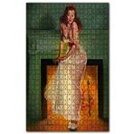 Cakapuzzle Şömine Önünde Beyaz Gecelikli Kadın Ahşap 500 Parça Puzzle