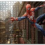 Cakapuzzle Spider Man Duvardan Ağ Atıyor Mdf 1000 Parça Puzzle