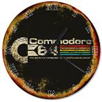 Cakasaat Eskimiş Zeminde Commodore 64 Amblem Duvar Saati