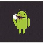 Cakatablo Ahşap Tablo Siyah Doku Zemin Android Elmayı Isırır