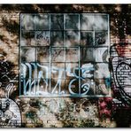 Cakatablo Ahşap Tablo Tuğla Duvar ve Pencereler Üzerinde Graffitiler