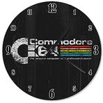 Cakatablo Ahşap Zeminde Commodore 64 Amblem Duvar Saati