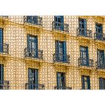 Cakatablo İspanyada Sarı Klasik Bina ve Balkonlar 1000 Parça Puzzle Yapboz MDF Ahşap