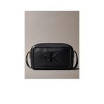 Calvin Klein Bold Monogram Siyah Kadın Omuz Çantası-9421 Black