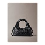Calvin Klein Kadın Omuz Çantası LV04F3200G001