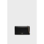Calvin Klein Logolu Zincir Askılı Cüzdan LV04F3319GUB1 Bayan Cüzdan LV04F3319G Ub1 - Siyah