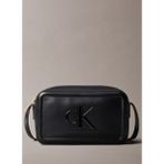 Calvin Klein Siyah Kadın Çapraz Çanta Ergonomik Tasarım ile Şık Görünüm Sunuyor LV04F3220G