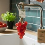 Can Defne Üzüm Şeklinde El Yapımı Doğal Sabun – Aromatik Kokulu Dekoratif Banyo Sabunu (Kırmızı) - 1 Adet
