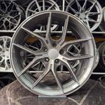 Carre 19 inç 5x112 Mercedes E200 Gun Metal Elmas Kesim Jant Modeli (4 Adet)