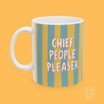 Chief People Pleaser Yazılı Iş Arkadaşlığı ve Ofis Temalı Özel Tasarım Porselen Hediyelik Kahve Kupası - Beyaz - 325 ml
