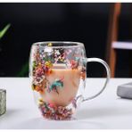 Çift Cidarlı Borosilikat Cam, Renkli Kuru Çiçek Tasarımlı, 350 ML Kapasiteli, Kulplu, Şeffaf Kahve Kupası
