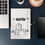 Çılgıntrend Unutmayın Ki Bana Hiçbir Şey Olmaz Yazılı Sevimli Karakter Tasarım Defter - Beyaz - 23 x 13 - not defteri