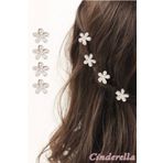 Cinderella 4'lü İnci Çiçek Tasarımlı Metal Saç Pençe Klips Seti - Doğum Günü ve Düğün için Saç Aksesuarı Tokası
