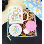 Çizgi Anne Kız Çocuk Tasarımlı Mini Hediye Seti