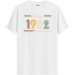 Colermi Klasik Vintage Tişört 1982 Tarihli Doğum Günü Hediyesi Bisiklet Yaka Vintage Tshirt - Beyaz