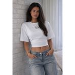 COMBİNE MİCHAİL Kadın Obey Yazı Baskılı Dar Beyaz Crop Bluz