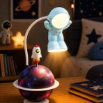 Coverzone Astronot Temalı 2'si 1 Arada Masa Lambası ve Gece Lambası USB Şarjlı 400mAh Bataryalı Renkli Gezegen Gece Işığı 5V 3W LED Aydınlatma YC-7902A/B Uzay Temalı Dekoratif Lamba | YC-7902 Mavi
