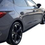 Cupra Formentor Yan Marşpiyel (Parlak Siyah) (Plastik)