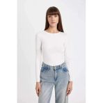 D3756 Beyaz Slim Fit Dar Kesim Bisiklet Yaka Basic Düz Uzun Kollu Tişört