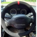 Dacia Dikmeli Direksiyon Kılıfı Kırmızı Yüzüklü Alkantara (Nubuk)
