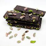 Dark Brown Chocolates & Confections 750 gr Antep Fıstıklı Bitter Kırma Beyoğlu Çikolatası