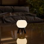DECO FABRICA Modern Balon Şeklinde Masa Lambası – Tripod Ayaklı Eğlenceli Abajur | Çocuk ve Genç Odası Dekoratif Aydınlatma